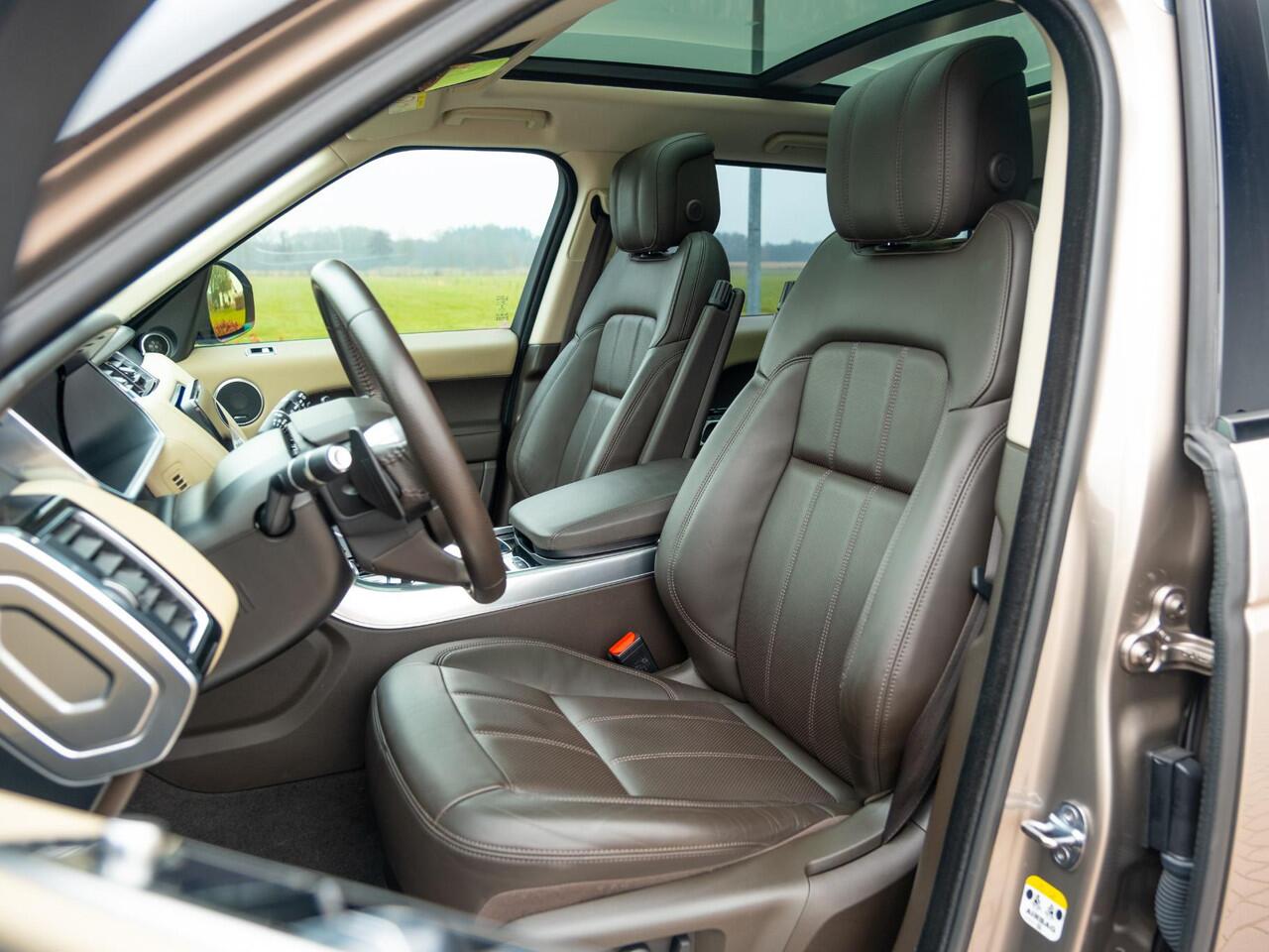 Land Rover RANGE ROVER SPORT 3.0 P360 MHEV HST | Volleder Exclusive | CarPlay | LaneAssist | Stuurverw | Matrix Led | Black pack | uitklapbare instap dorpel | Etc.. 45000km!