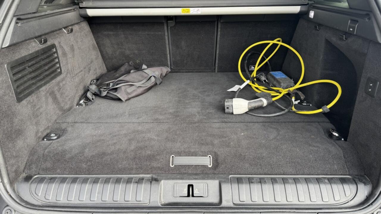 Land Rover RANGE ROVER SPORT P400e HSE | Pano | Leer | Meridian | Camera