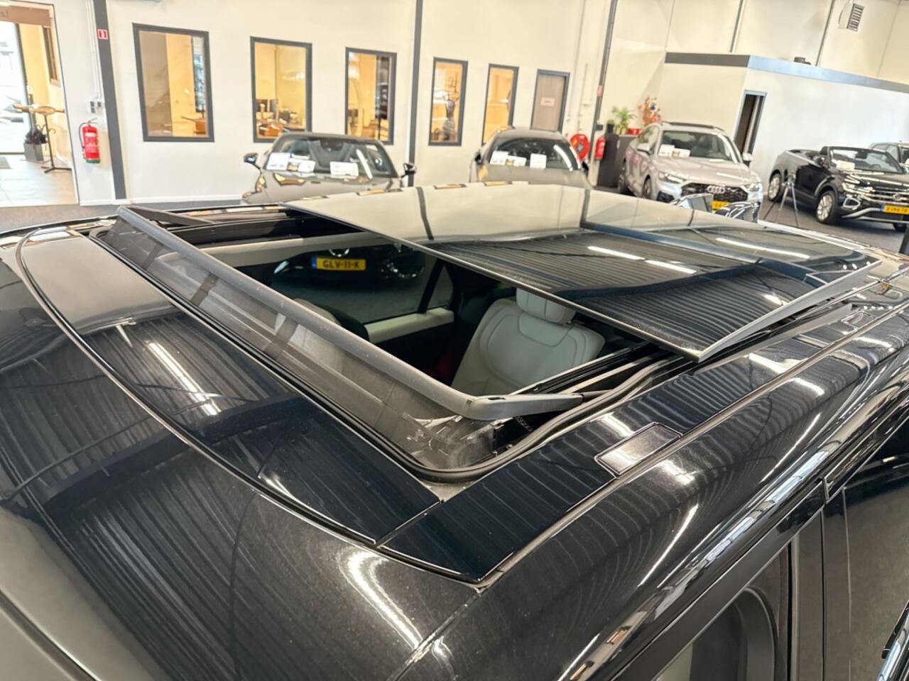 Land Rover RANGE ROVER SPORT P510e FIRST EDITION | NL AUTO | CARBON | ENTERTAINMENT ACHTER