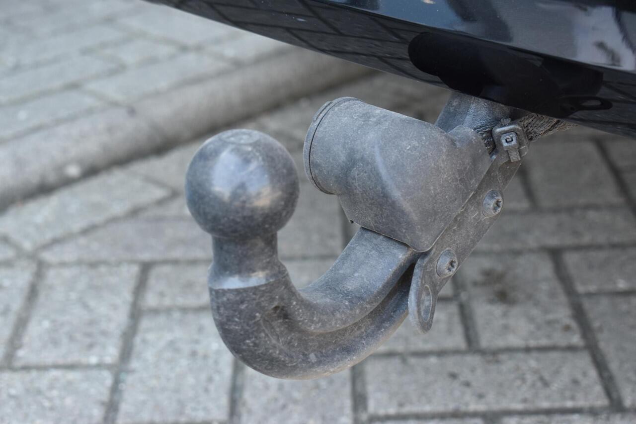 Land Rover RANGE ROVER SPORT 3.0 P460e Dynamic HSE PHEV | MERIDIAN | HEAD-UP | SCHUIF/KANTEL | TREKHAAK | STUUR/STOELVERWARMING | ADAPT. CRUISE CONTROL | LMV 23''