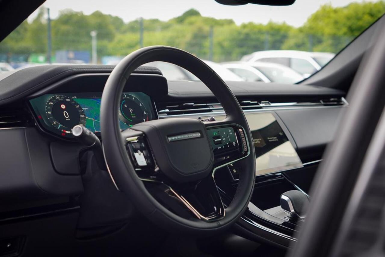 Land Rover RANGE ROVER SPORT 3.0 P460e SE PHEV / Carpathian Mat / Towing Pack / Pano / Incl BTW