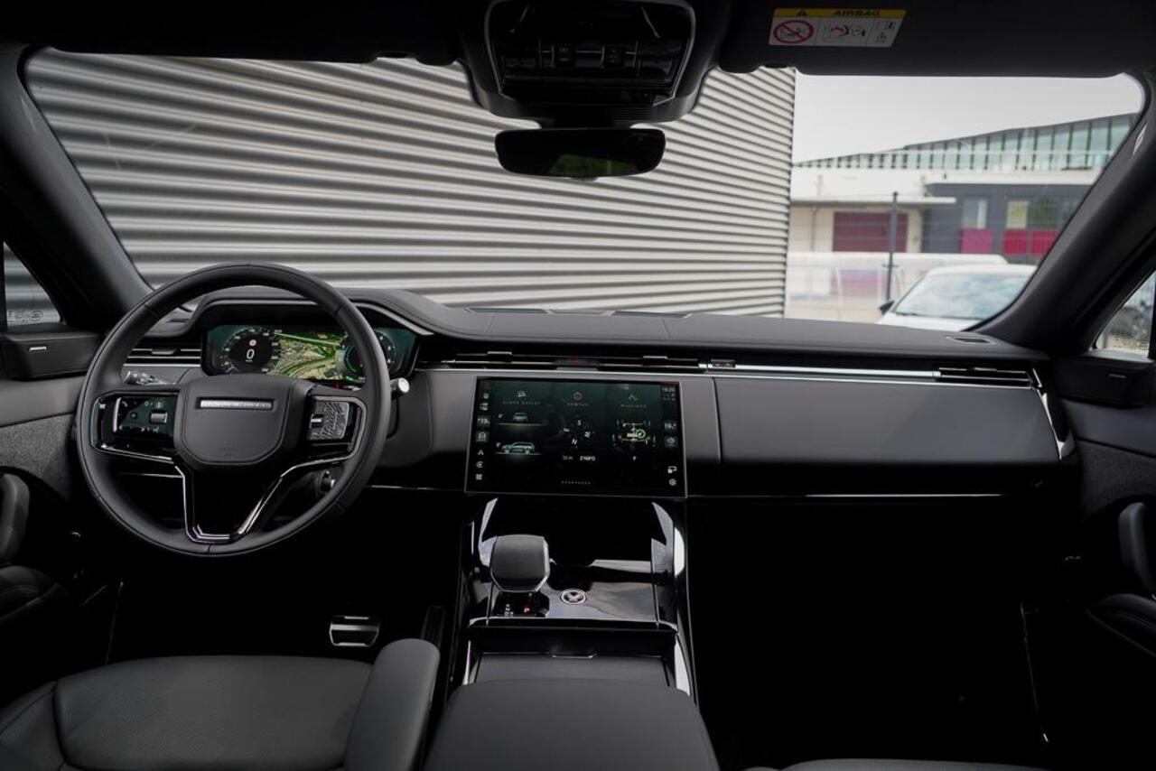 Land Rover RANGE ROVER SPORT 3.0 P460e SE PHEV / Carpathian Mat / Towing Pack / Pano / Incl BTW