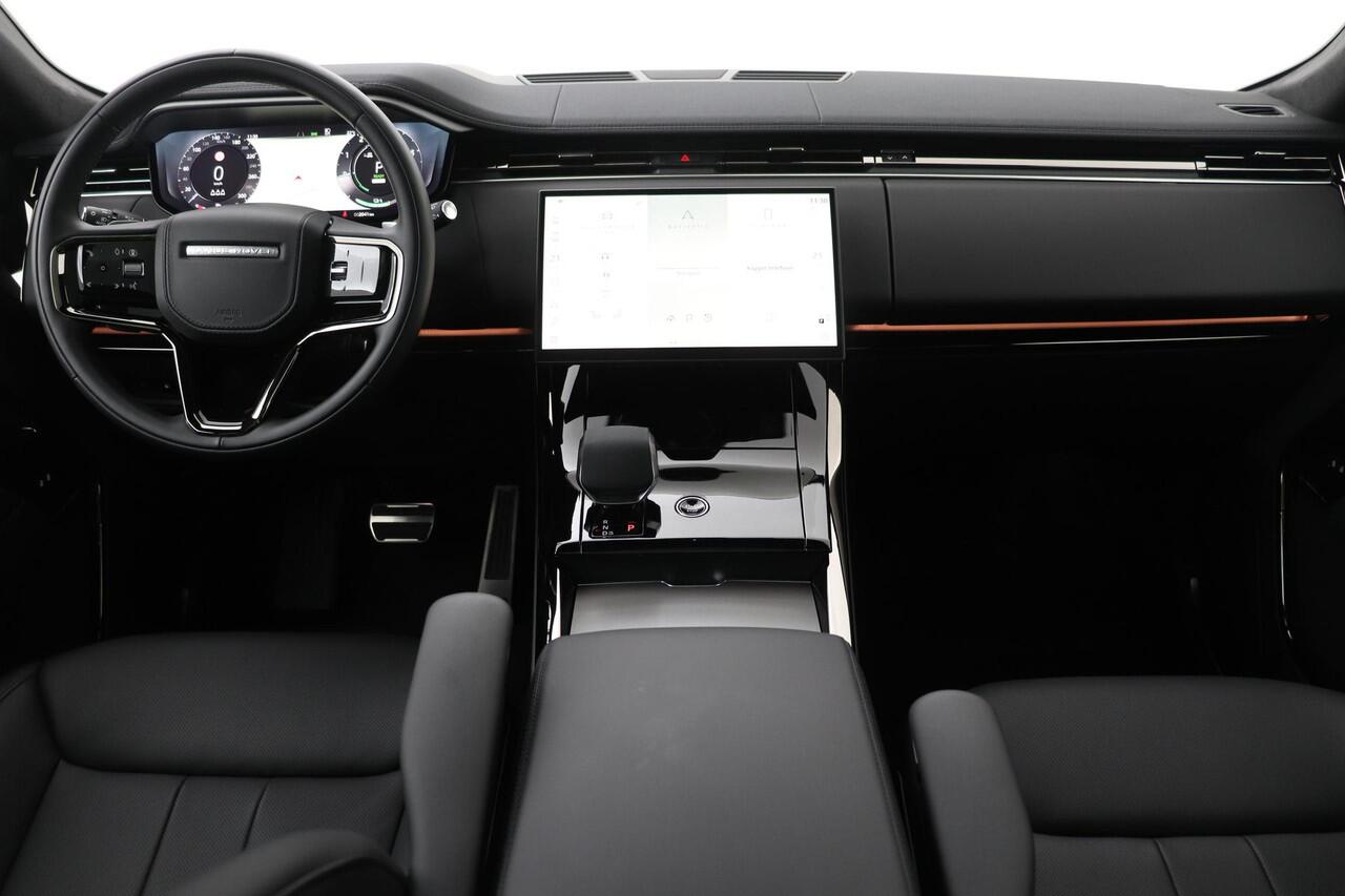 Land Rover RANGE ROVER SPORT 3.0 P460e Dynamic HSE | Black Pack | Flux Silver | 23 Inch | Massage+Ventilatie | Trekhaak | Head-Up