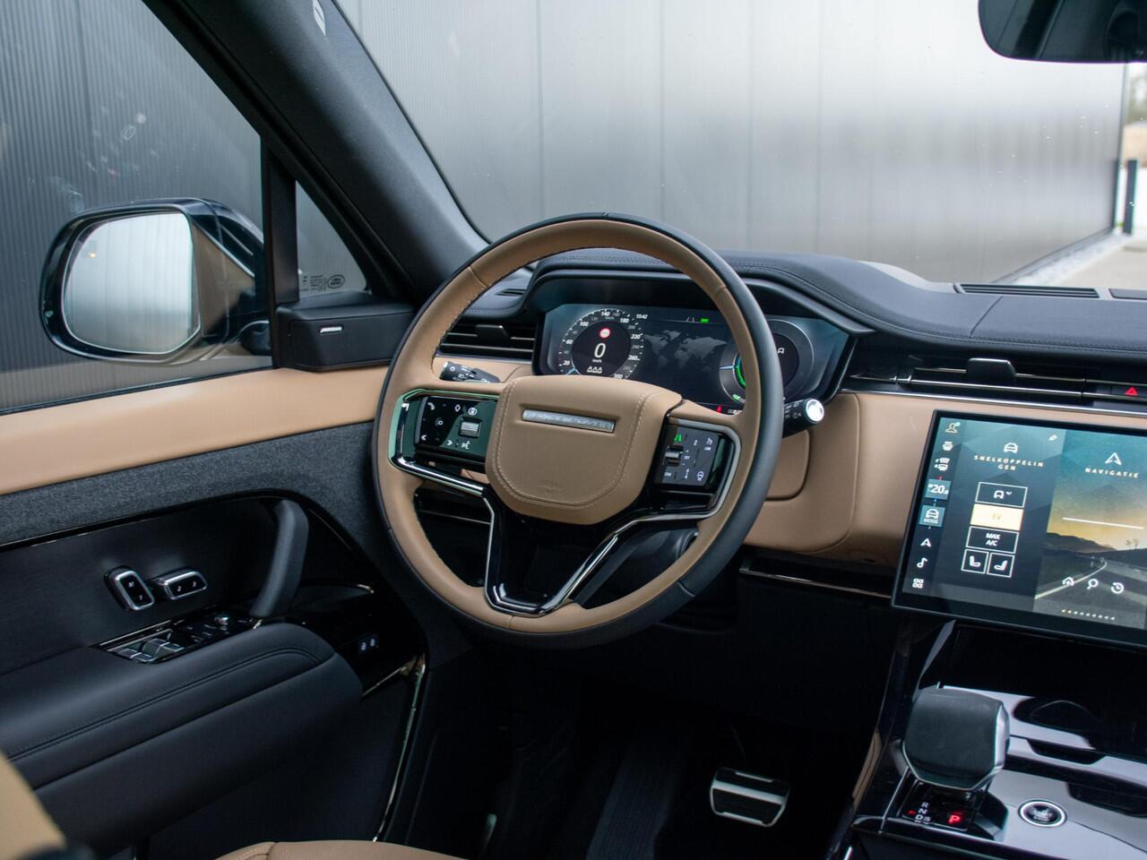 Land Rover RANGE ROVER SPORT 3.0 P460e SE PHEV l Trekhaak l Black Pack l Schuif- /kantel Pano l Softclose l Head-Up Display l Stoelventilatie