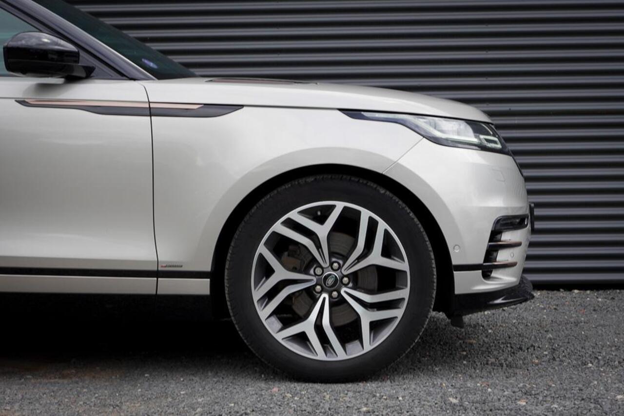 Land Rover Velar Range Rover 2.0 I4 Turbo AWD R-Dynamic HSE / Pano / Luchtvering / Massage / ACC