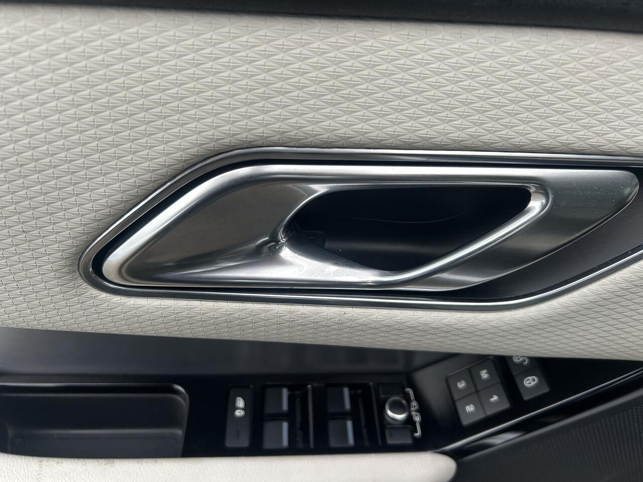 Land Rover Velar Range Rover 2.0 I4 AWD R-Dynamic SE