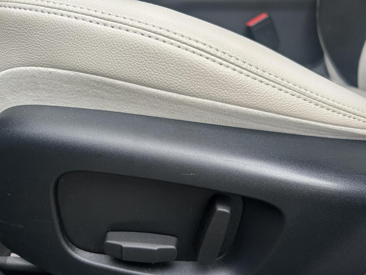 Land Rover Velar Range Rover 2.0 I4 AWD R-Dynamic SE