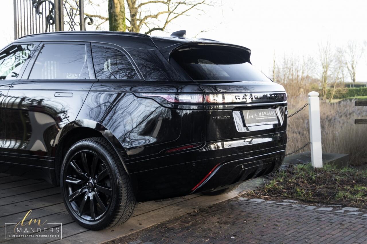 Land Rover Velar Range Rover 2.0 D180 AWD R-Dynamic S 2020 ZWART | Diesel | SUV | Trekhaak