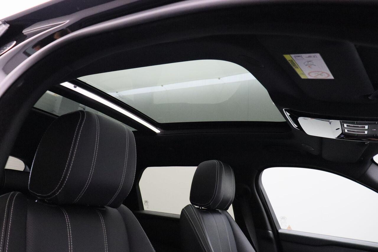 Land Rover Velar Range Rover 2.0 P400e SE 2022 Dealer onderh. | Panorama dak | MERIDIAN | BTW | Camera | Leder | Carplay | Memory | Stoelverwarming |