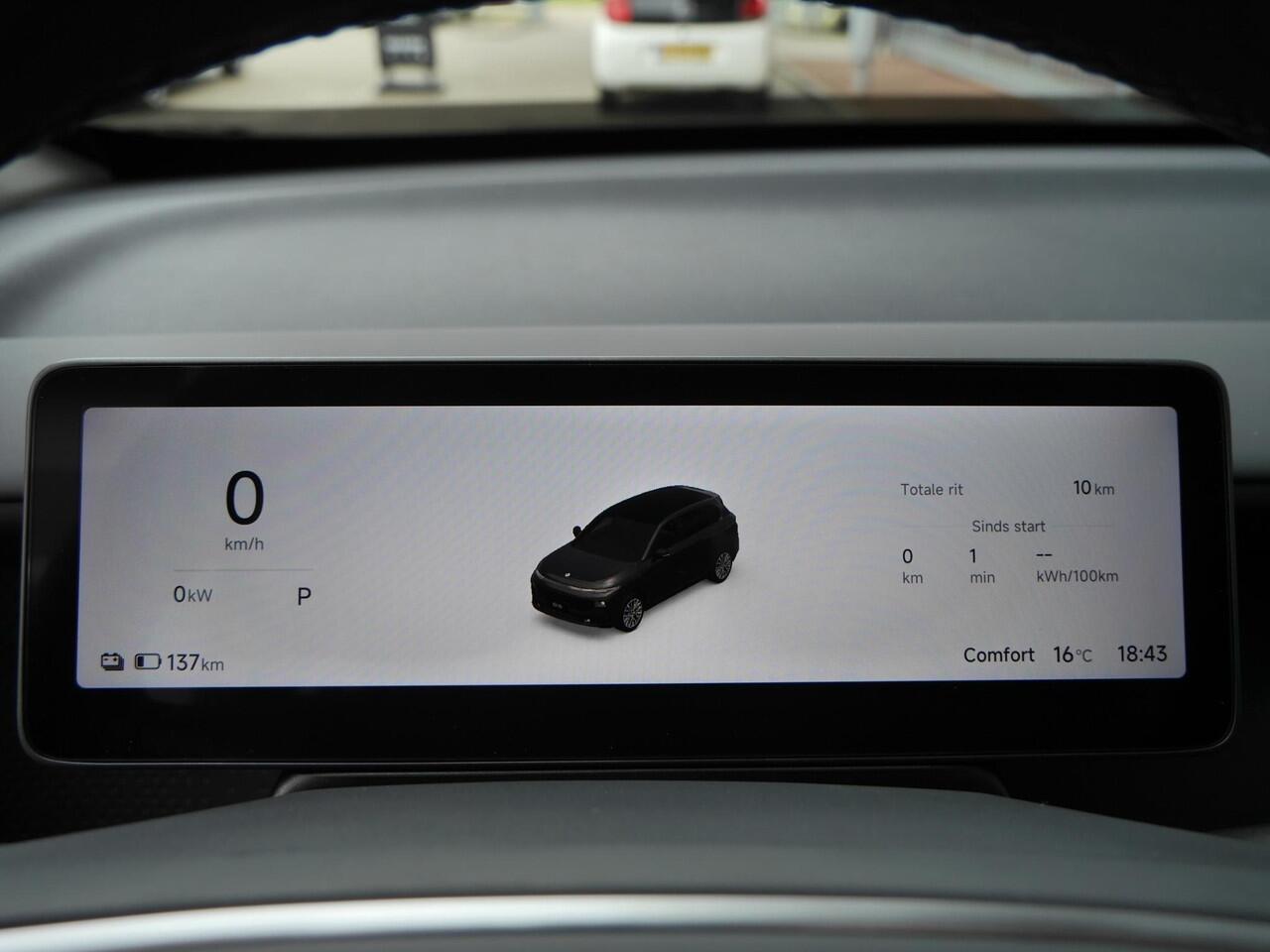 Leapmotor B10 Design ProMax 67.1 kWh | Meerdere kleuren leverbaar! | Navigatie | Nieuw | Camera`s | Lederenbekleding | Elektrische achterklep