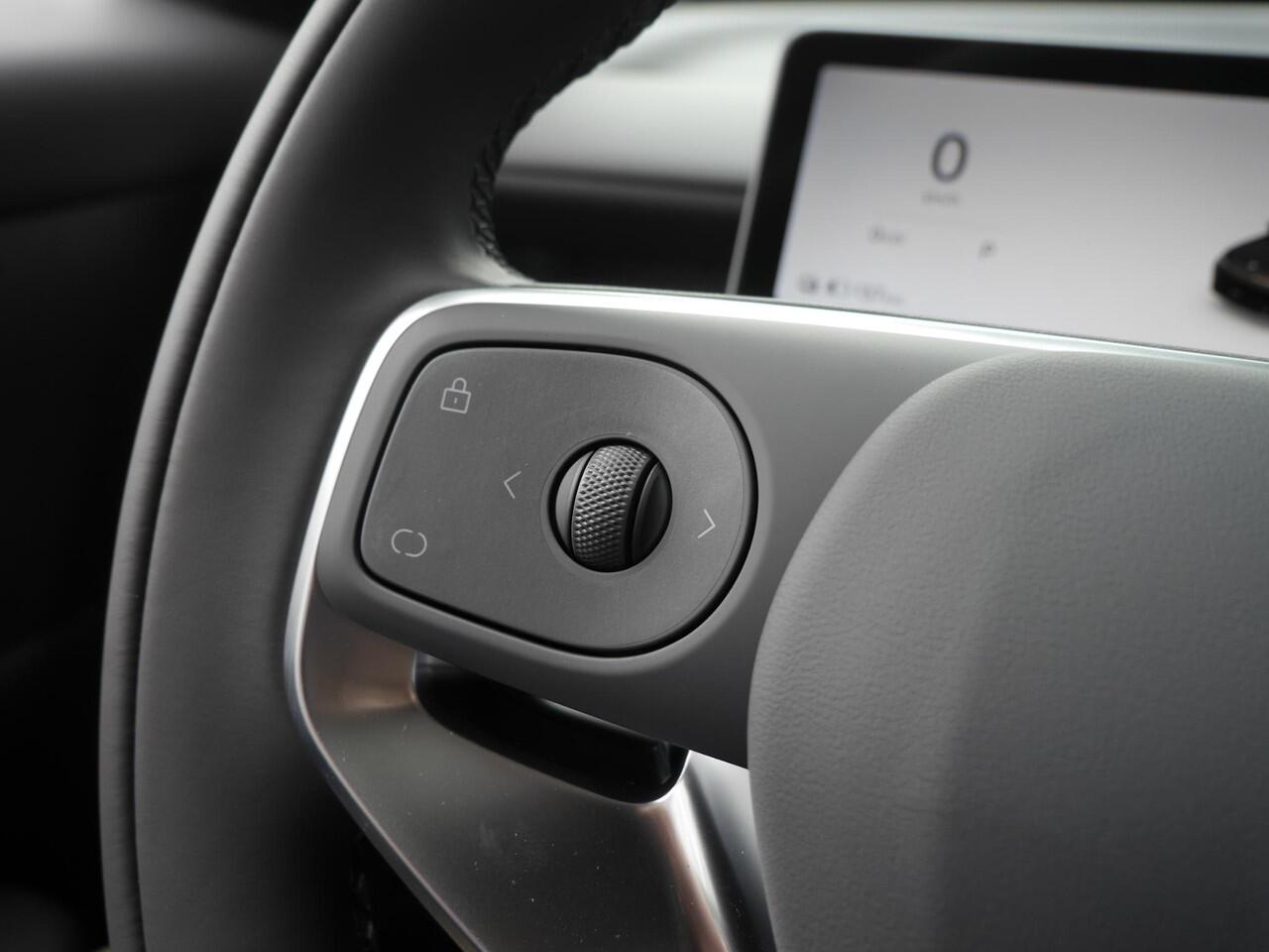 Leapmotor B10 Design ProMax 67.1 kWh | Meerdere kleuren leverbaar! | Navigatie | Nieuw | Camera`s | Lederenbekleding | Elektrische achterklep