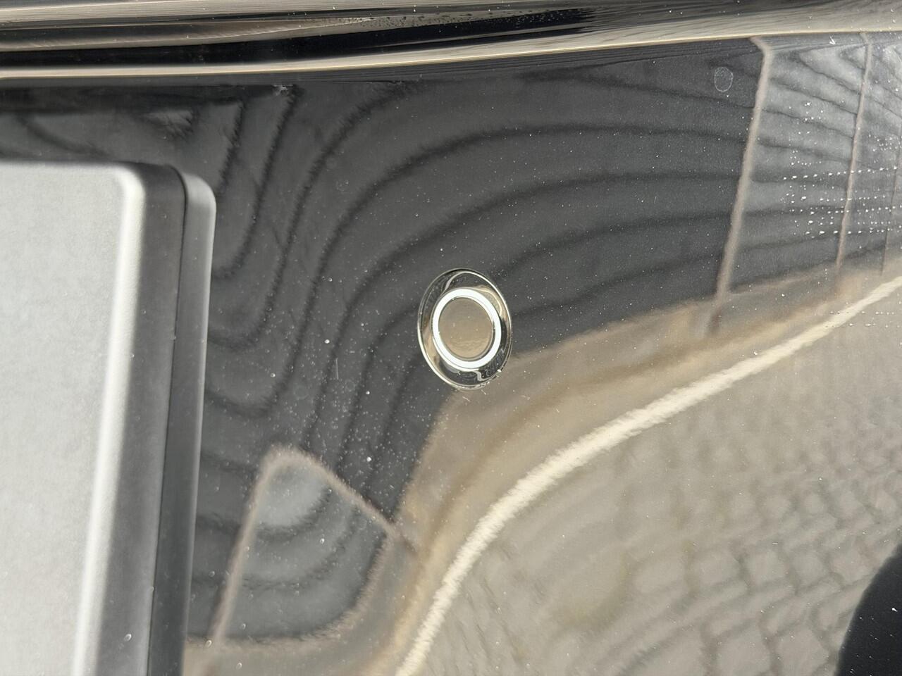 Leapmotor B10 Design ProMax 67.1 kWh 218PK Automaat Navigatie, Camera 360, Lichtmetalen velgen, Elektrische Achterklep, Kunstlederen bekleding, Stoel Verwarming & Ventilatie