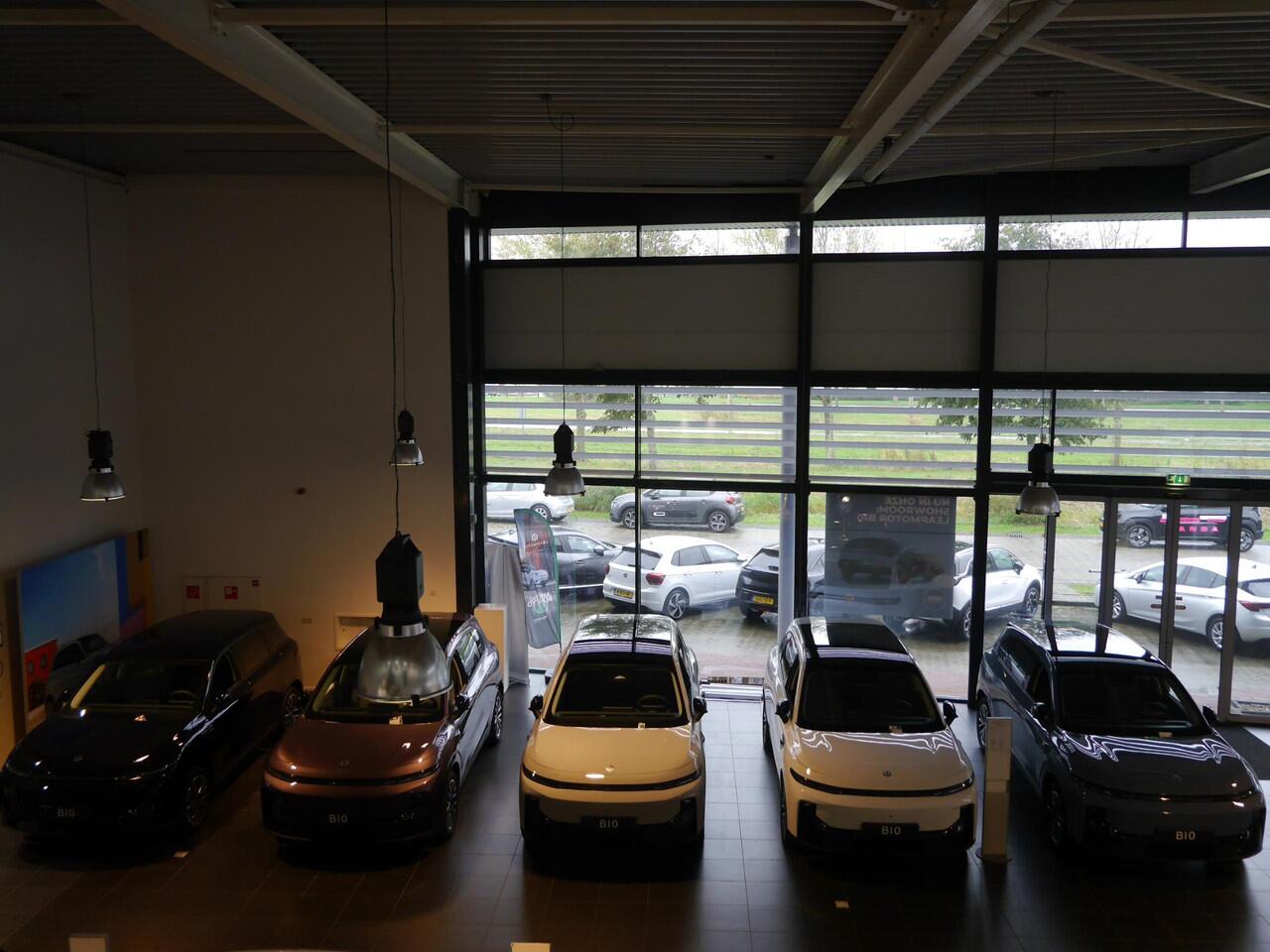 Leapmotor B10 Design ProMax 67.1 kWh | Wltp 434km | 750kg trekgewicht | Stoel en stuur verwarming | 360 graden camera | Lederen bekleding | Panoramadak | Led | Regensensor | Sfeerverlichting | Elektrisch verstelbare voorstoelen