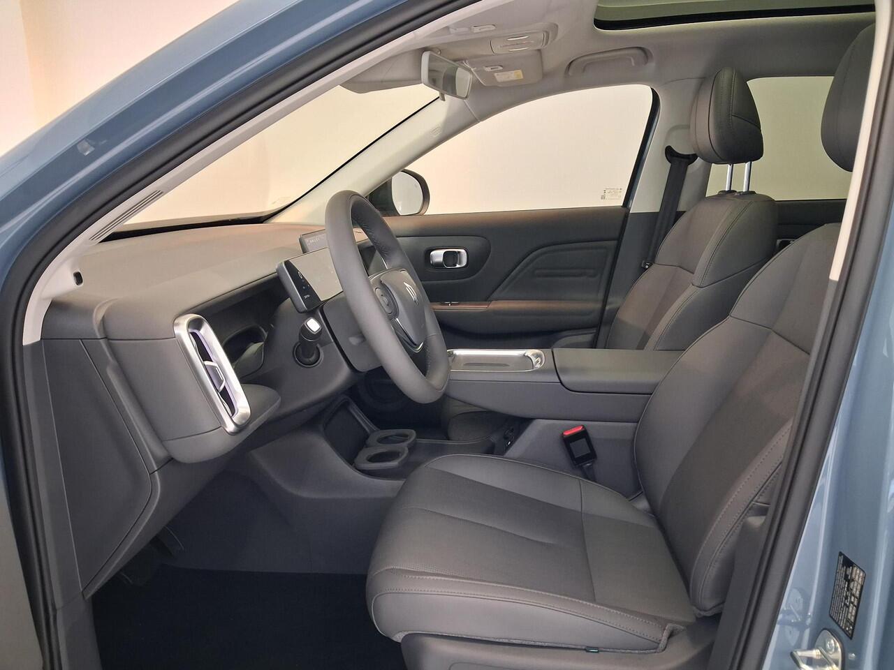 Leapmotor B10 Design ProMax 67.1 kWh | Navigatie | 360° Camera | Stoelverwarming/Ventilatie | Stuurverwarming | Handsfree Kofferklep | Panoramadak |