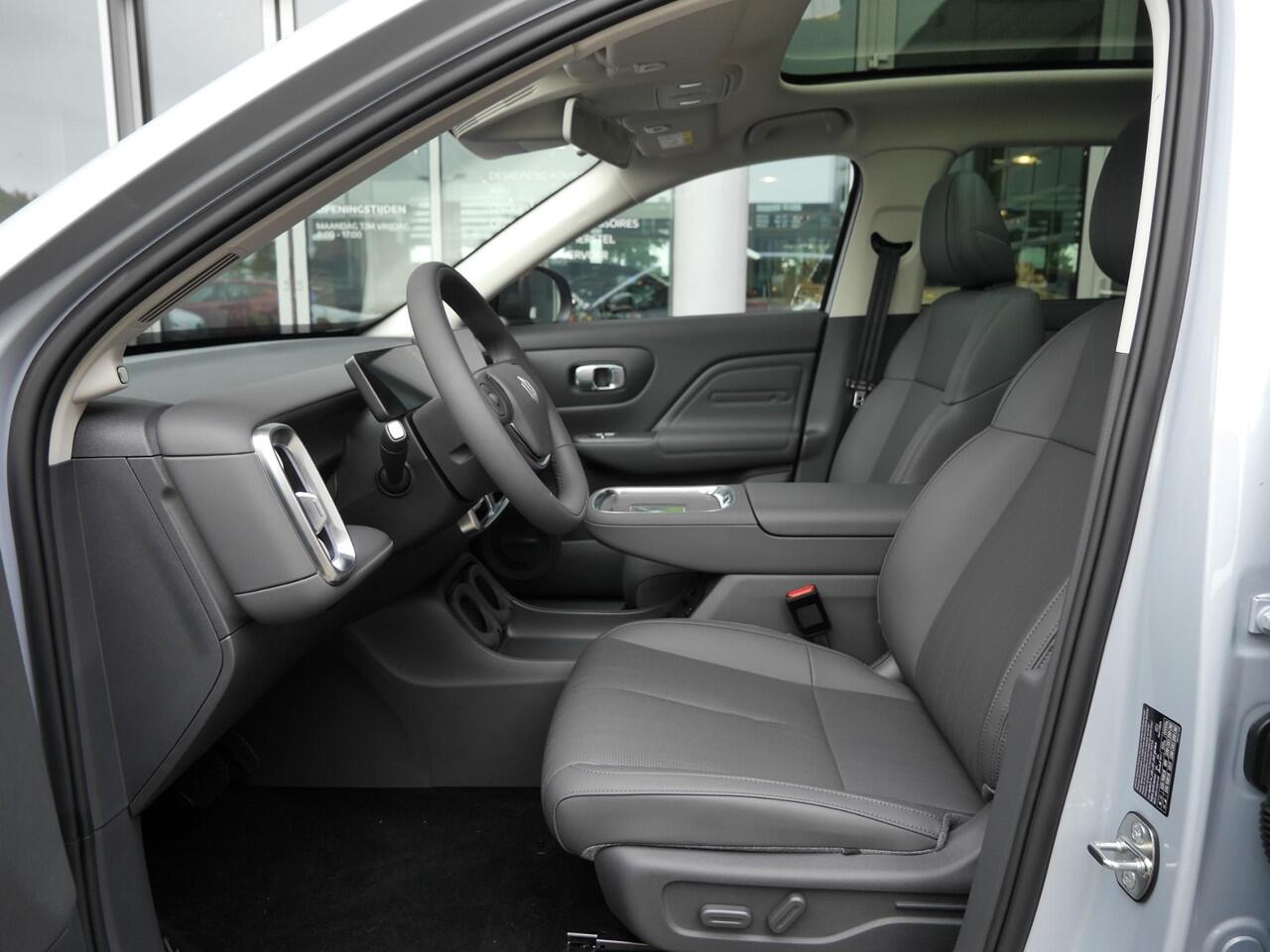 Leapmotor B10 Design ProMax 67.1 kWh | Wltp 434km | 750kg trekgewicht | Stoel en stuur verwarming | 360 graden camera | Lederen bekleding | Panoramadak | Led | Regensensor | Sfeerverlichting | Elektrisch verstelbare voorstoelen