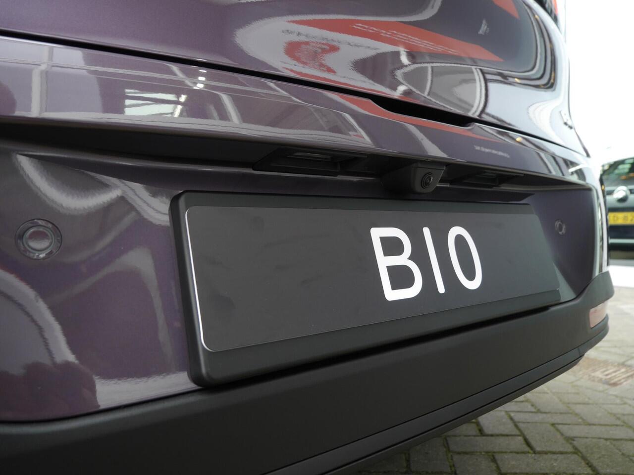 Leapmotor B10 Design ProMax 67.1 kWh | Op bestelling leverbaar! | Elektrische achterklep | Stoel en stuurverwarming | Lederenbekleding | 18 inch velgen | Meerdere kleuren!