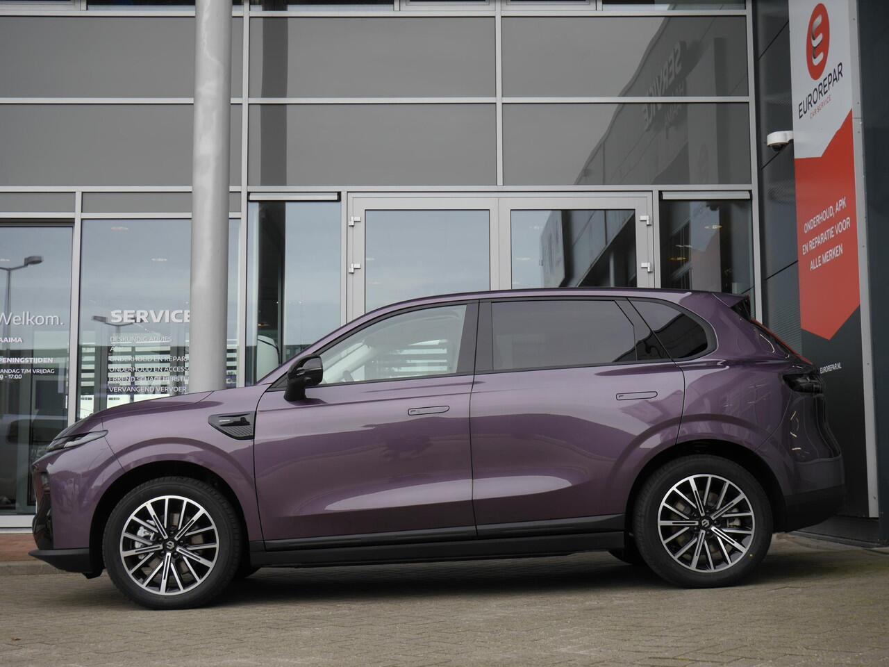 Leapmotor B10 Design ProMax 67.1 kWh | Op bestelling leverbaar! | Elektrische achterklep | Stoel en stuurverwarming | Lederenbekleding | 18 inch velgen | Meerdere kleuren!