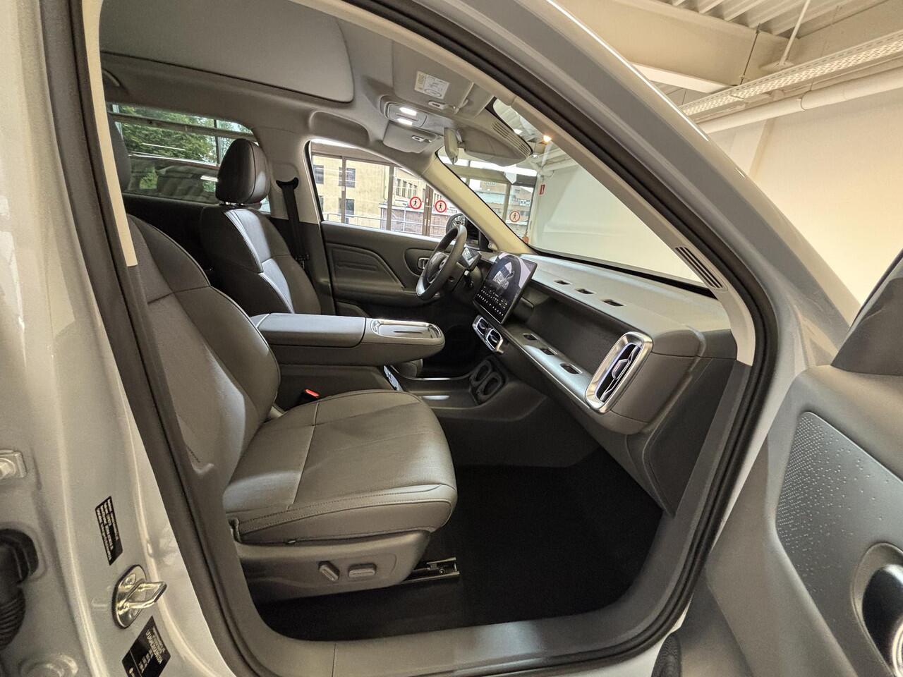 Leapmotor B10 Design ProMax 67.1 kWh 430KM WLTP | Panorama | Navigatie | Elektrische achterklep | Elektrisch bedienbare stoelen | Stoelverwarming | Stoelventilatie