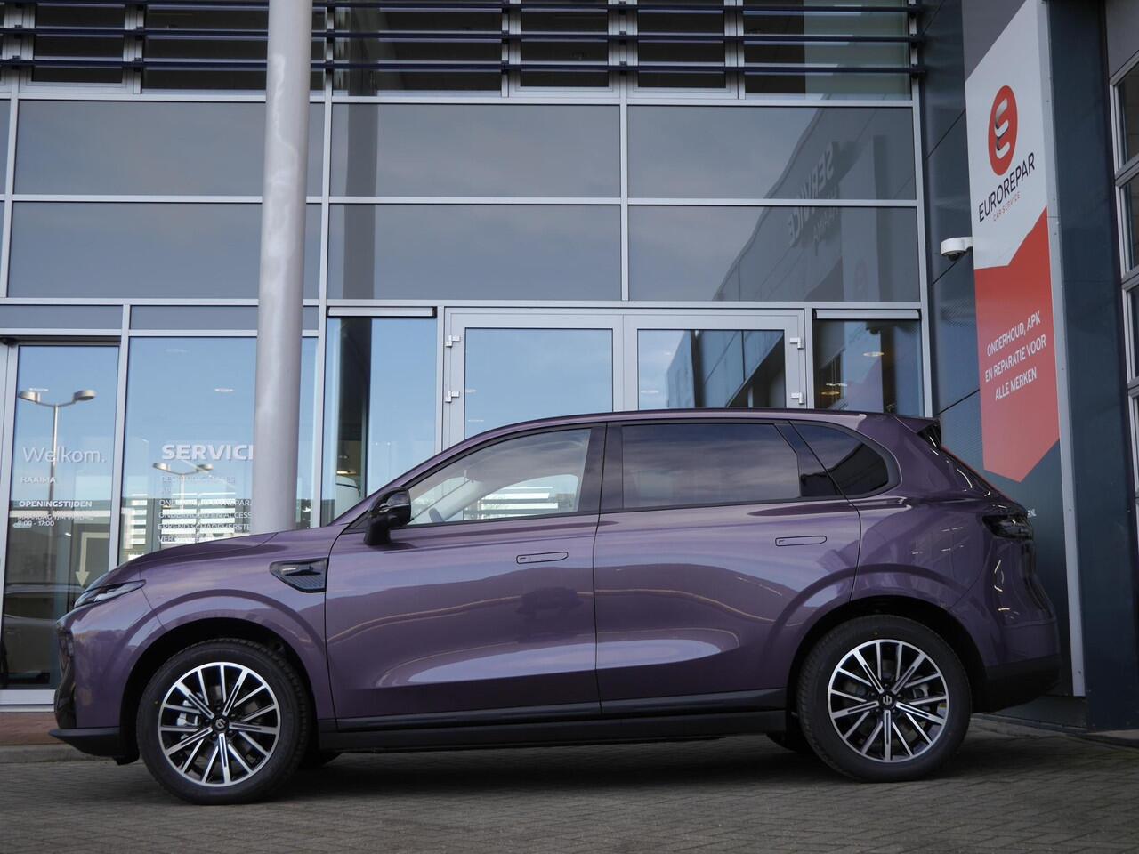 Leapmotor B10 Design ProMax 67.1 kWh | Op bestelling leverbaar!| Navigatie | Rondom camera | 18inch Velgen | 750 KG trekgewicht | Elektrisch bedienbare achterklep | Panoramdak | Uit voorraad leverbaar