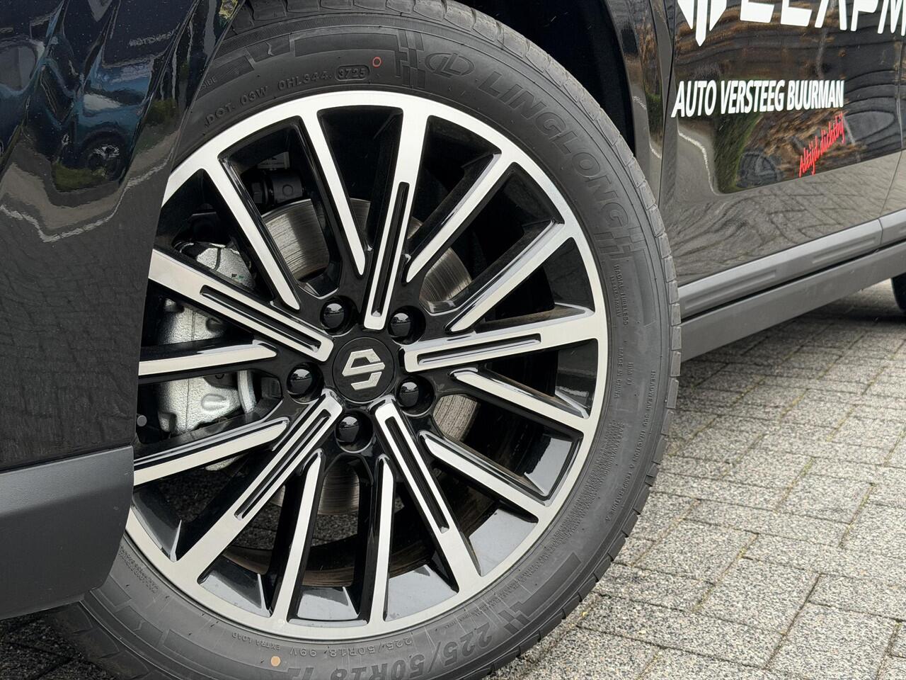 Leapmotor B10 Life Pro 56.2 kWh 218PK Automaat Navigatie, Rondomzichtcamera, Adaptieve cruise Control, Climate Control, Panoramadak