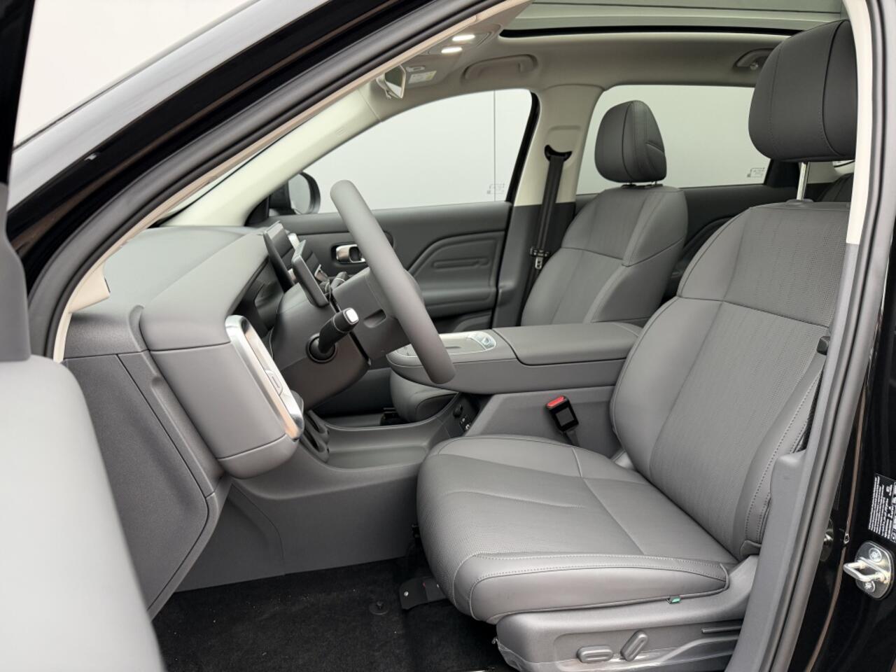 Leapmotor B10 Design ProMax 67.1 | Boek nu uw proefrit!