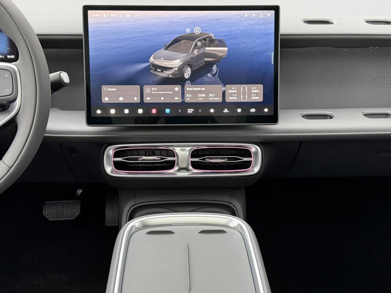 Leapmotor B10 Design ProMax 67.1 | Boek nu uw proefrit!