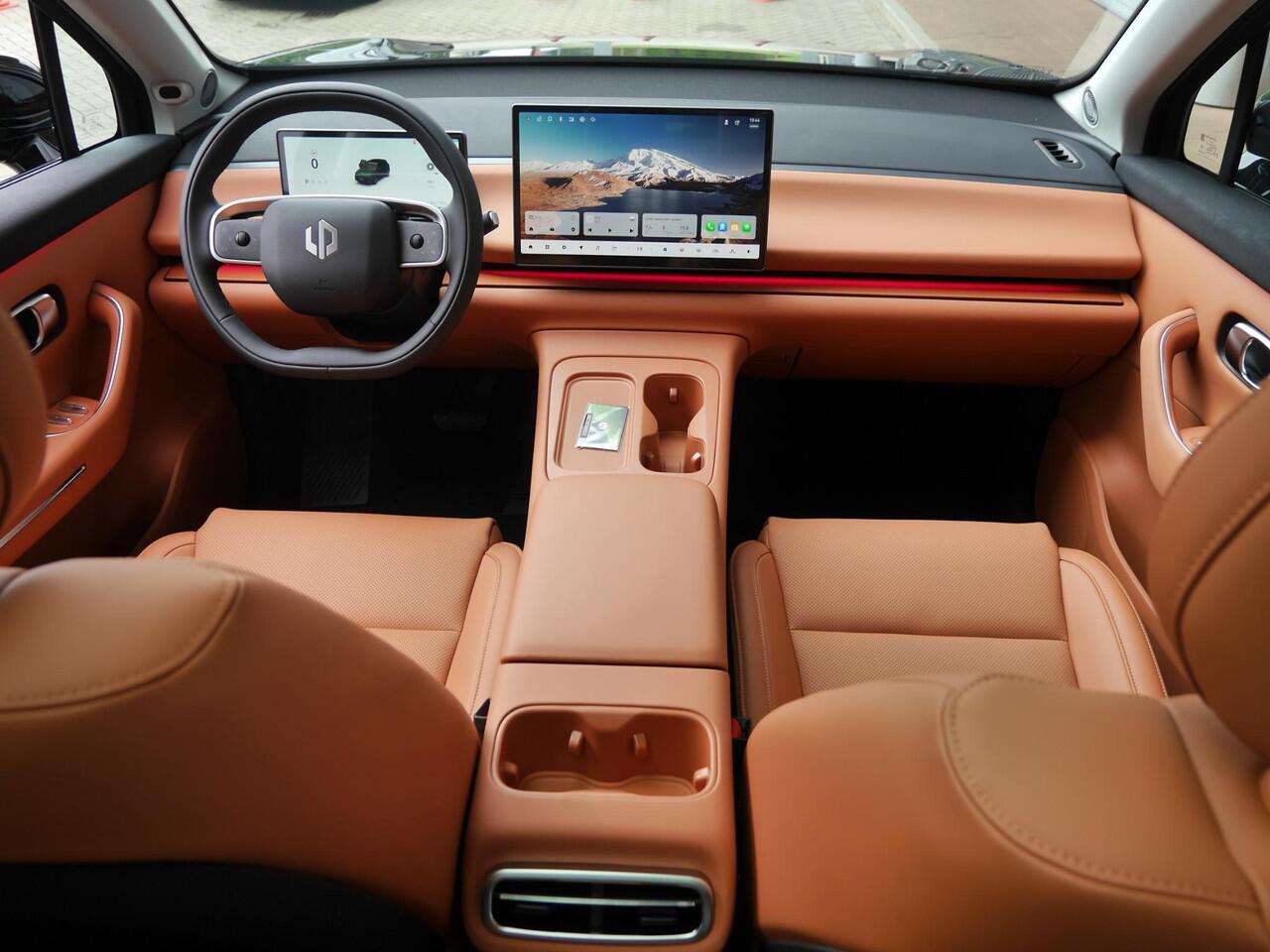 Leapmotor C10 REEV Design 28.4 kWh | Nieuwe auto | Gecombineerde actieradius WLTP 974km | 1500 kg Trekgewicht | Diverse kleuren leverbaar | Full options | Stuurverwarming | Stoelverwarming en koeling | Elektrisch verstelbare voorstoelen | Navigatie | Keyless entry & st