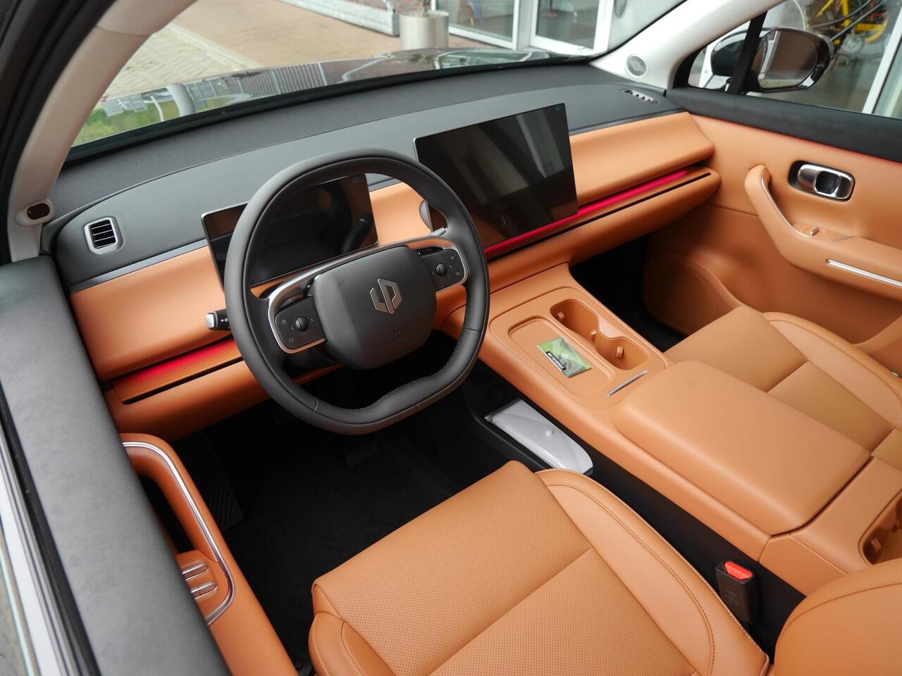 Leapmotor C10 REEV Design 28.4 kWh | Nieuwe auto | Gecombineerde actieradius WLTP 974km | 1500 kg Trekgewicht | Diverse kleuren leverbaar | Full options | Stuurverwarming | Stoelverwarming en koeling | Elektrisch verstelbare voorstoelen | Navigatie | Keyless entry & st