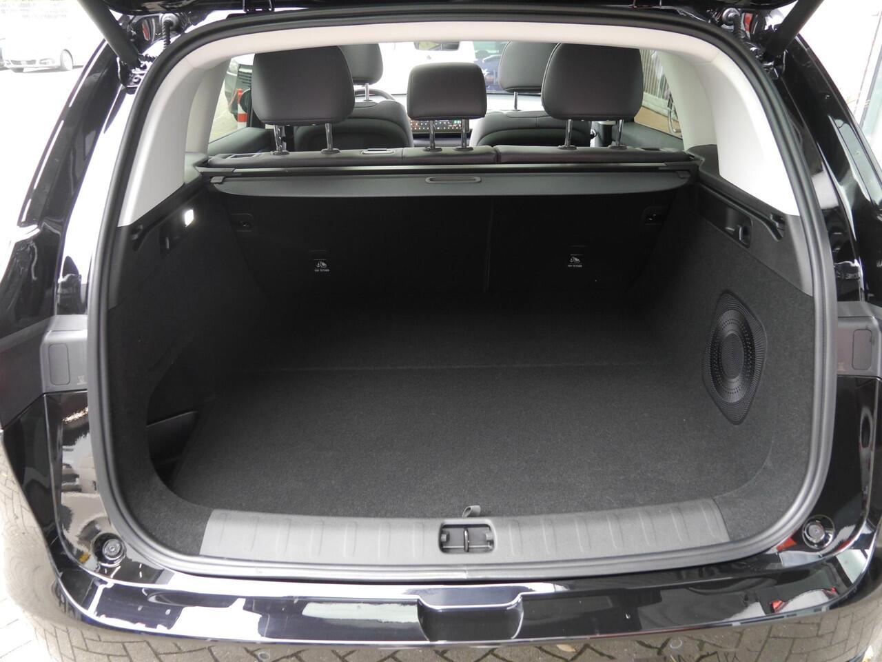 Leapmotor C10 REEV Design 28.4 kWh | Nieuwe auto | Gecombineerde actieradius WLTP 974km | 1500 kg Trekgewicht | Diverse kleuren leverbaar | Full options | Stuurverwarming | Stoelverwarming en koeling | Elektrisch verstelbare voorstoelen | Navigatie | Keyless entry & st