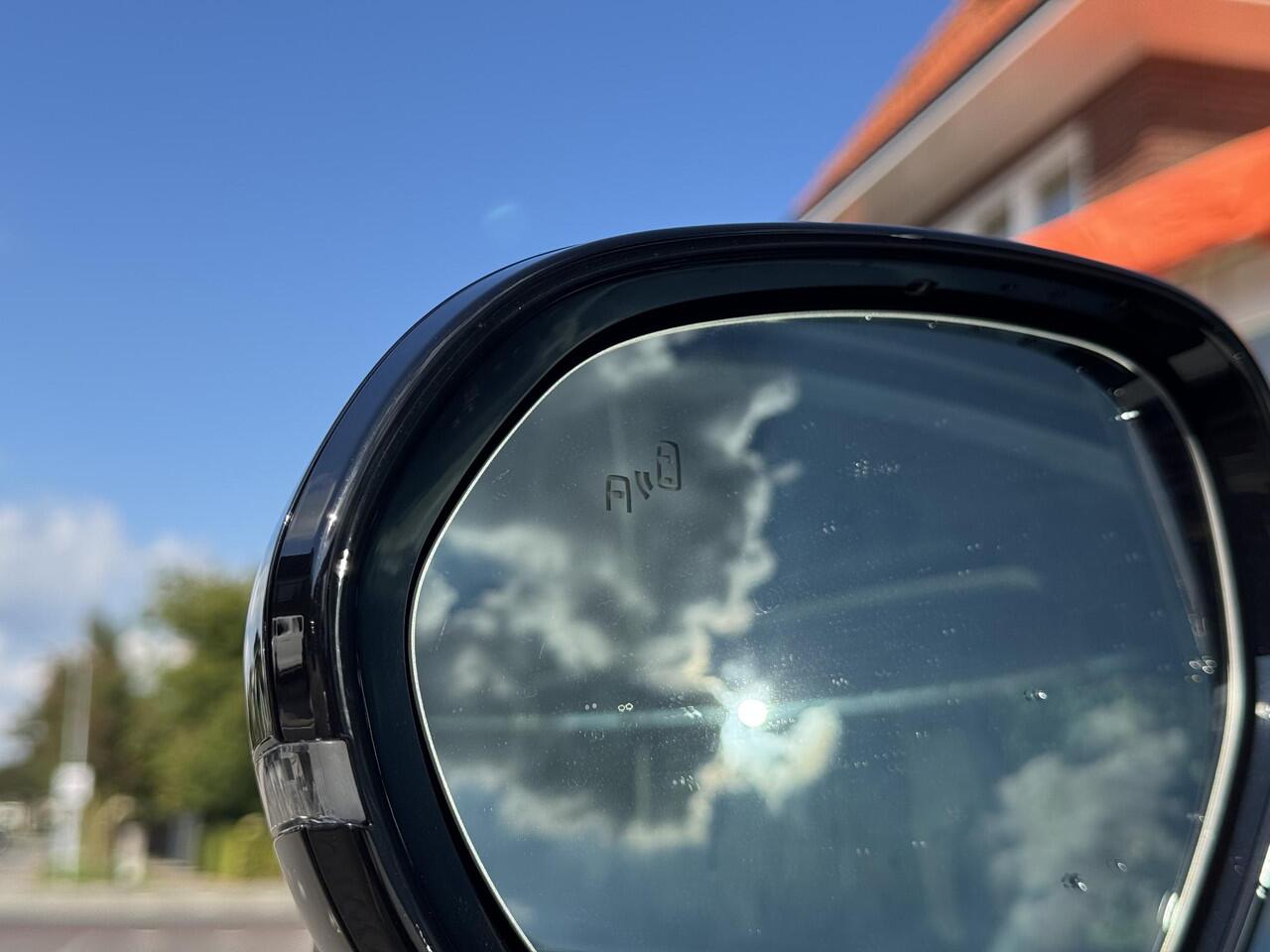 Leapmotor C10 REEV Design 28.4 kWh 215PK Automaat Camera systeem rondom, Stoelverwarming/koeling, Panoramadak, Navigatie