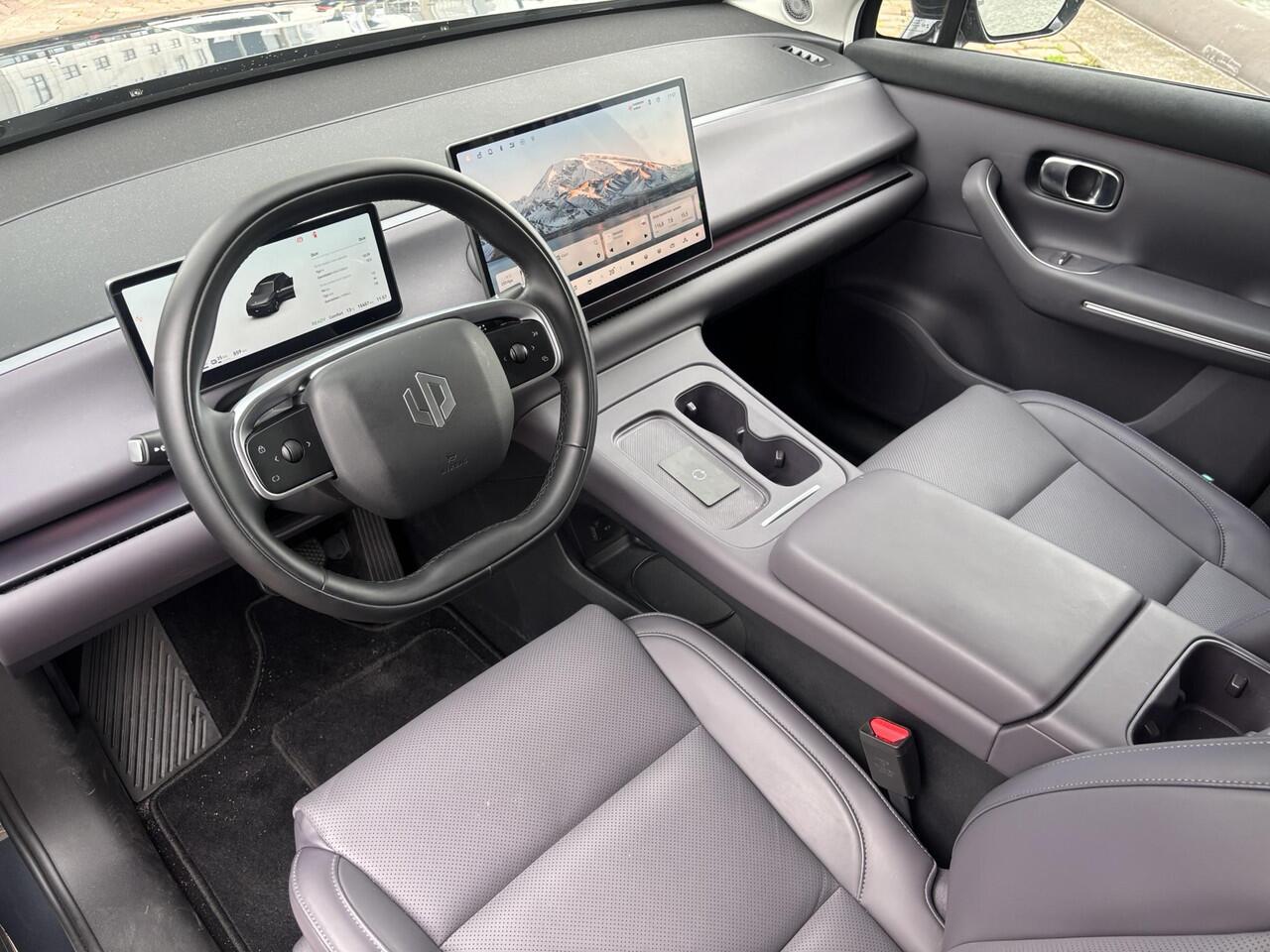 Leapmotor C10 Design REEV 28,4kWh 215pk | RANGE EXTENDER | 360° CAMERA | STOELVERW. | STOELKOELING | ADAPTIVE CRUISE | PANODAK | NAVI |