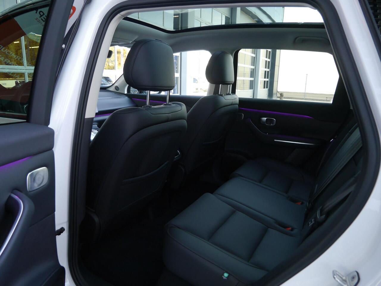 Leapmotor C10 Design 69.9 kWh | uit Voorraad leverbaar | Panoramadak | Elektrische achterklep | 20inch velgen | Camera voor en achter | Lederen bekleding