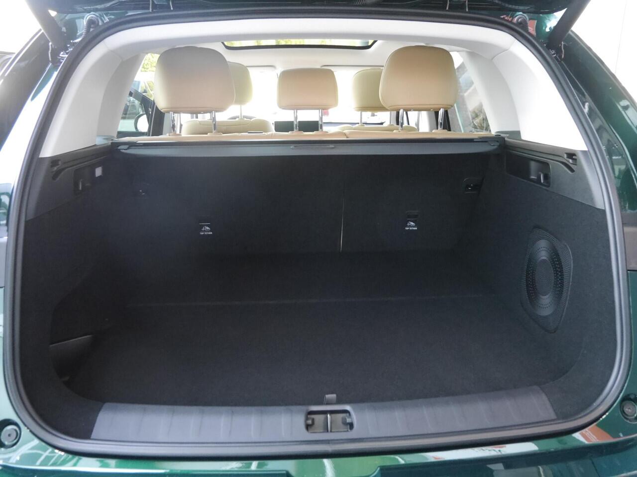 Leapmotor C10 Design 69.9 kWh | Panoramdak | 20inch | elektrisch bedienbare achterklep | Snel leverbaar | Camera v+a | Zeer veel ruimte!