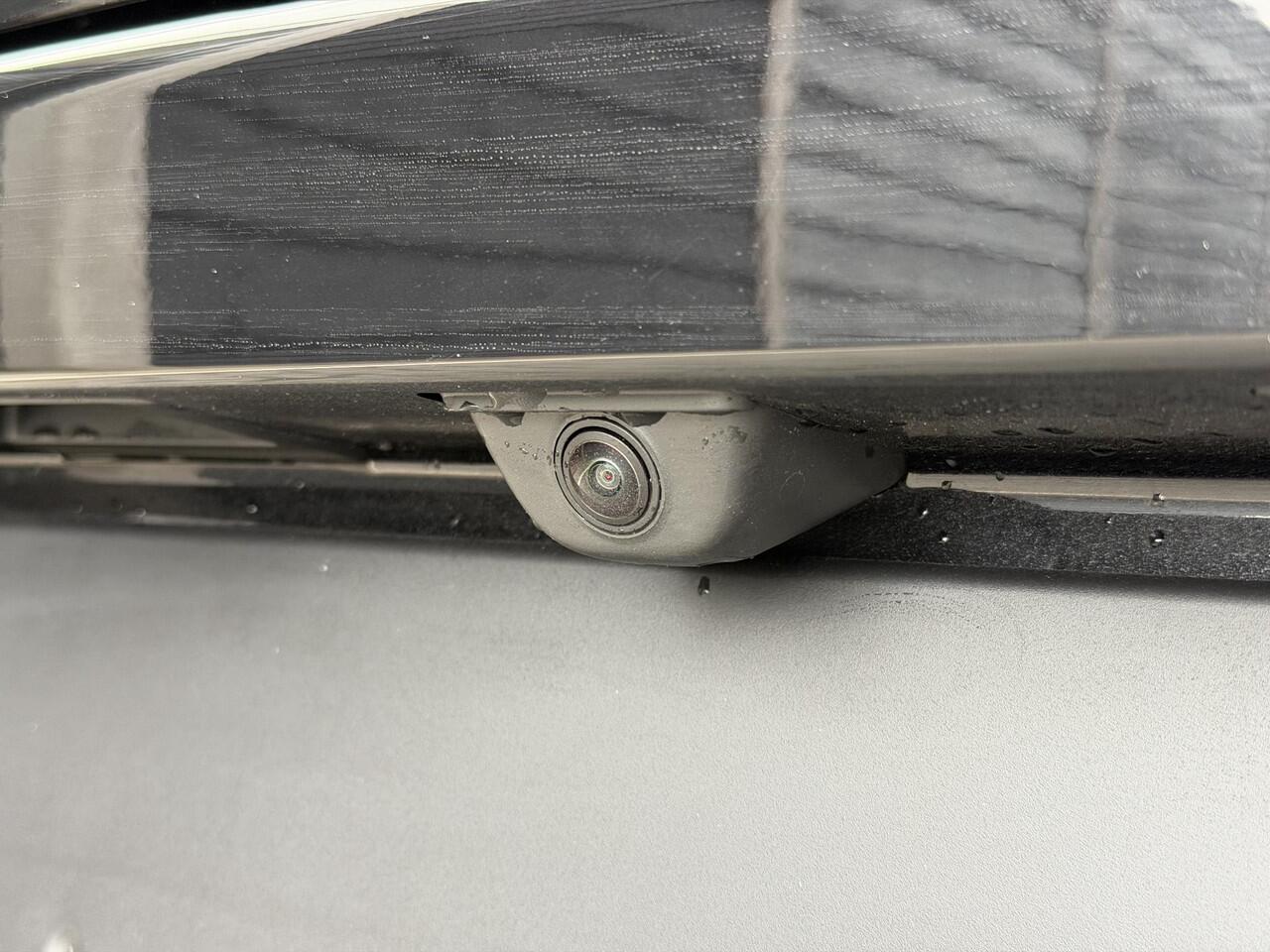 Leapmotor C10 Design Pro 69.9 kWh 218PK Automaat Navigatie, Camera 360, Lichtmetalen velgen, Elektrische Achterklep, Kunstlederen bekleding, Stoel Verwarming & Ventilatie