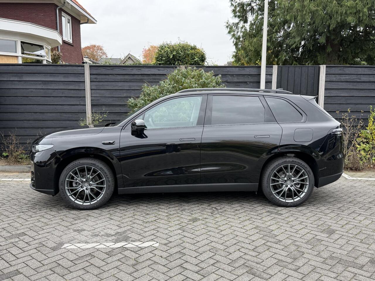 Leapmotor C10 Design Pro 69.9 kWh 218PK Automaat Navigatie, Camera 360, Lichtmetalen velgen, Elektrische Achterklep, Kunstlederen bekleding, Stoel Verwarming & Ventilatie