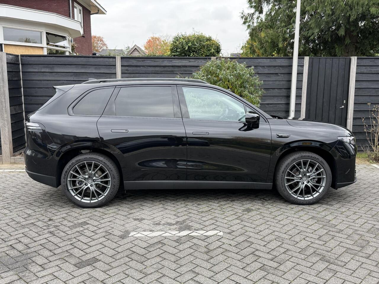 Leapmotor C10 Design Pro 69.9 kWh 218PK Automaat Navigatie, Camera 360, Lichtmetalen velgen, Elektrische Achterklep, Kunstlederen bekleding, Stoel Verwarming & Ventilatie