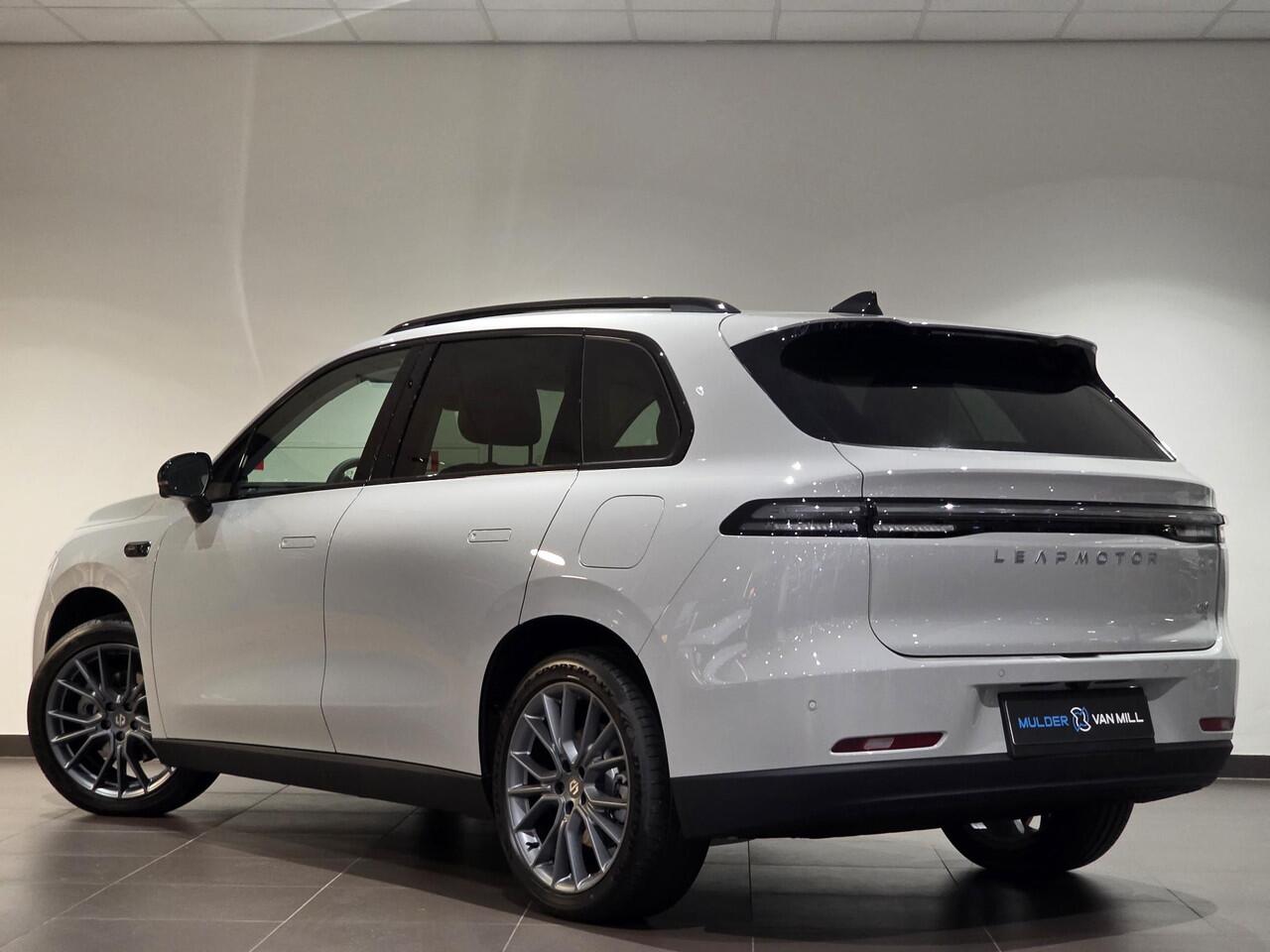 Leapmotor C10 Design 70kWh 218pk | 360° CAMERA | STOELVERW. | STOELKOELING | ADAPTIVE CRUISE | PANODAK | NAVI |