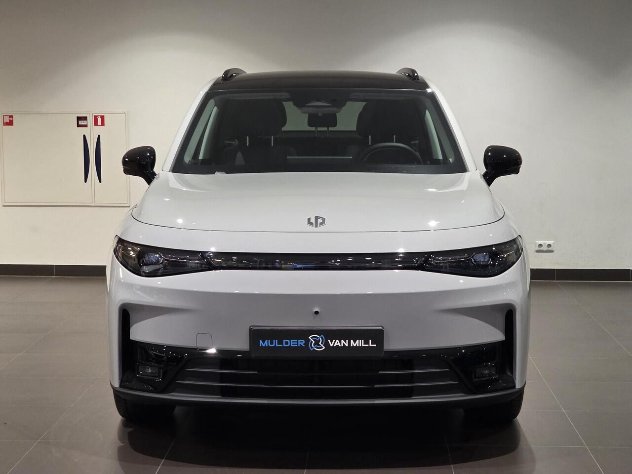 Leapmotor C10 Design 70kWh 218pk | 360° CAMERA | STOELVERW. | STOELKOELING | ADAPTIVE CRUISE | PANODAK | NAVI |