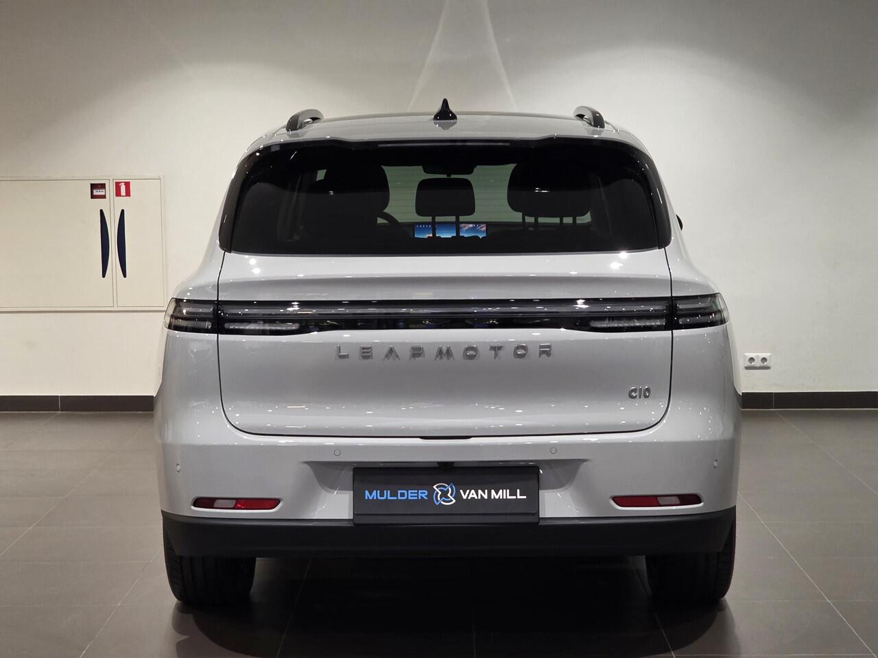 Leapmotor C10 Design 70kWh 218pk | 360° CAMERA | STOELVERW. | STOELKOELING | ADAPTIVE CRUISE | PANODAK | NAVI |