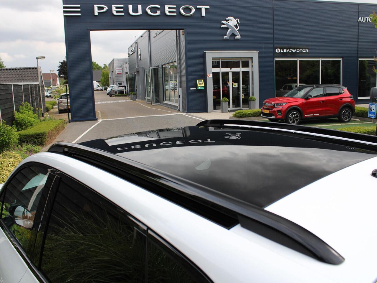 Leapmotor C10 REEV Design 28.4 kWh 215PK Automaat Navigatie, Camera 360, Lichtmetalen velgen, Elektrische Achterklep, Kunstlederen bekleding, Stoel Verwarming & Ventilatie