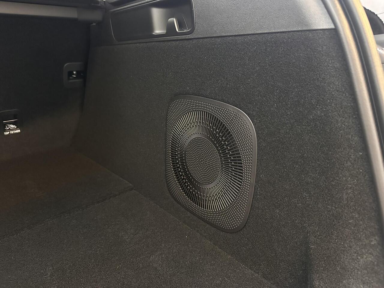 Leapmotor C10 Design ProMax EV 82kWh 300pk | 510 KM WLTP | PANODAK | LEDER | 360° CAMAERA | APPLE CARPLAY / ANDROID AUTO | ISOFIX |