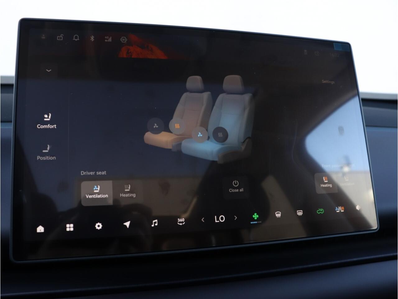 Leapmotor C10 Design ProMax 81.9 kWh 300 PK | Black | 360cam | Glazen Dak