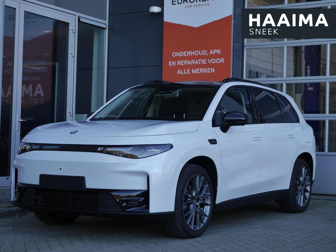 Leapmotor C10 REEV Design 28.4 kWh | 1500 trekgewicht | Nieuw uit voorraad Leverbaar | Panoramadak | Camera | 20 inch | Elektrische achterklep