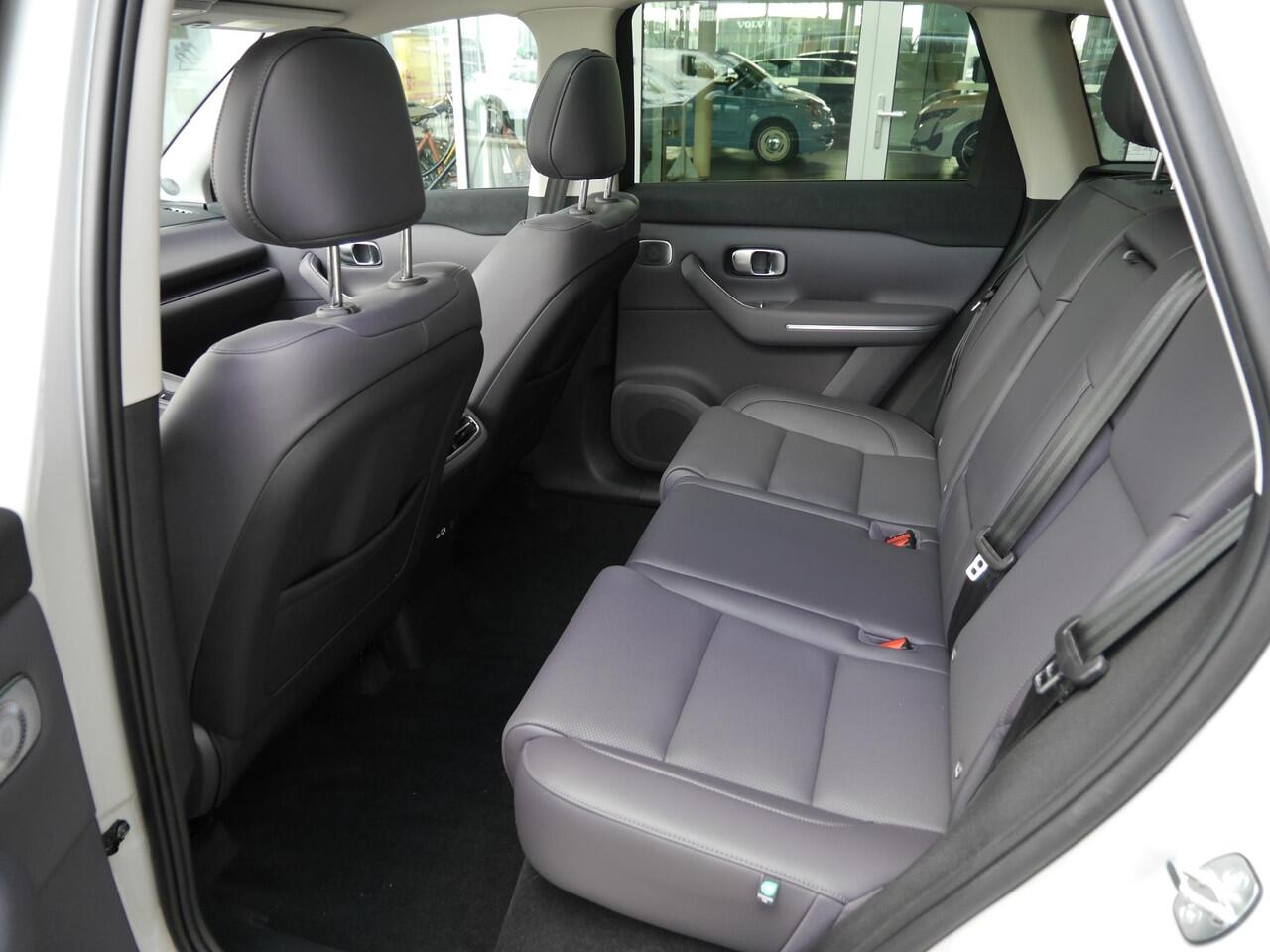 Leapmotor C10 Design Pro 69.9 kWh | Nieuw | Uit voorraad | Panoramadak | Camera | 1500 Trekgewicht | Lederenbekleding | Elektrische achterklep