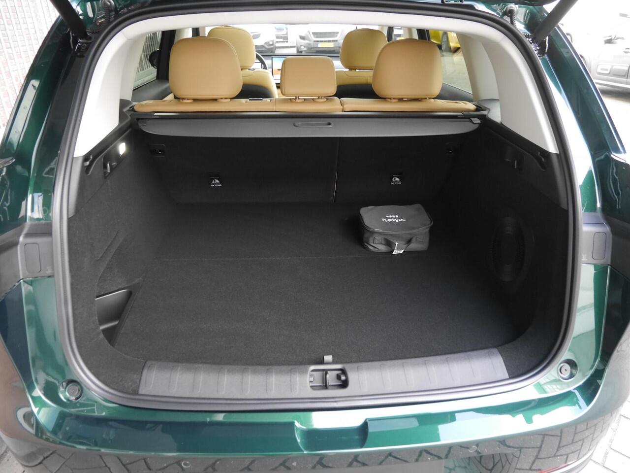 Leapmotor C10 Design Pro 69.9 kWh | Panoramdak | 20inch | elektrisch bedienbare achterklep | Snel leverbaar | Camera v+a | Stoelverwarming en ventilatie | Stuurverwarming | Zeer veel ruimte!