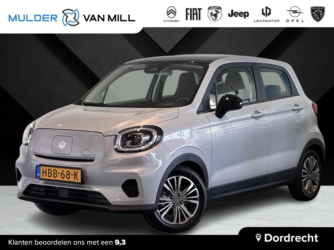 Leapmotor T03 5-deurs Design EV 37,3kWh 95pk AUTOMAAT | CAMERA | CLIMA | PANODAK | ADAPTIVE CRUISE | DODEHOEKBEW. | LM-VELGEN | NAVI |