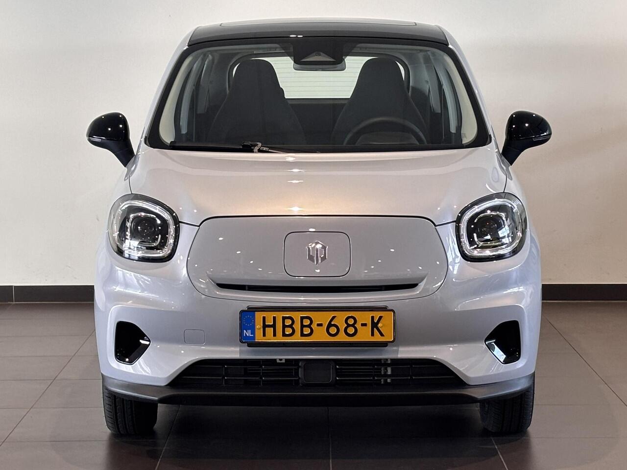 Leapmotor T03 5-deurs Design EV 37,3kWh 95pk AUTOMAAT | CAMERA | CLIMA | PANODAK | ADAPTIVE CRUISE | DODEHOEKBEW. | LM-VELGEN | NAVI |