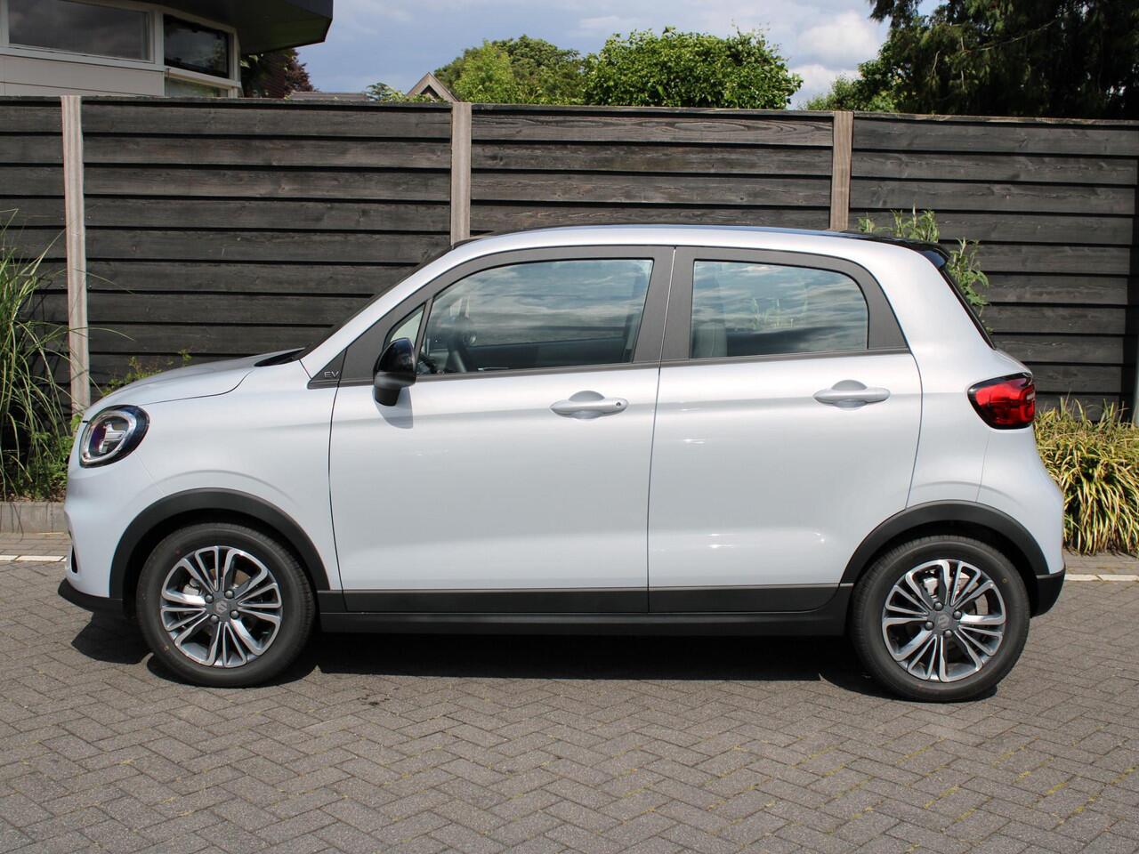 Leapmotor T03 Design 37.3 kWh 95PK Automaat Navigatie, Camera achter, Parkeerhulp achter, Audio, Keyless Start, Lichtmetalen velgen