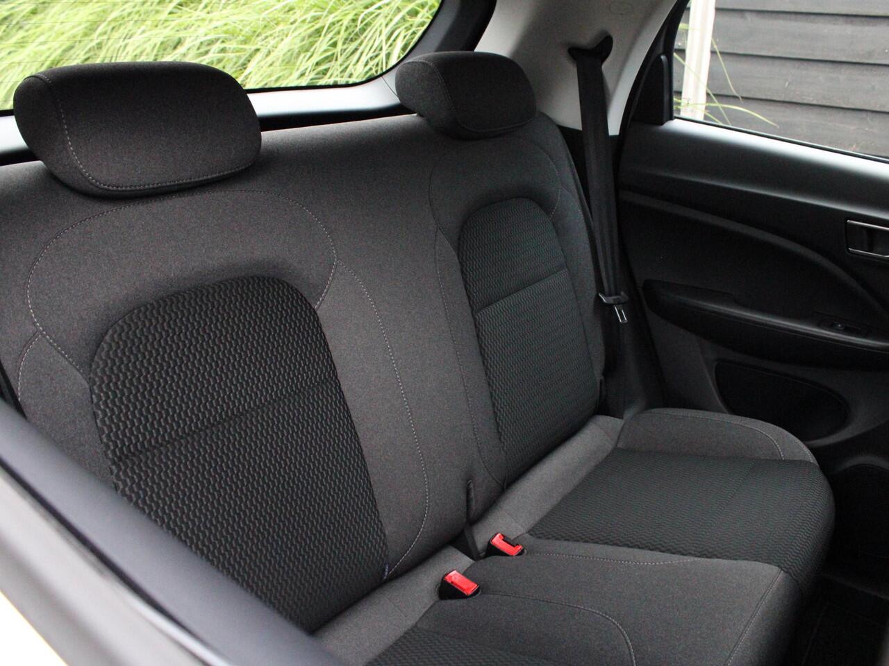 Leapmotor T03 Design 37.3 kWh 95PK Automaat Navigatie, Camera achter, Parkeerhulp achter, Audio, Keyless Start, Lichtmetalen velgen