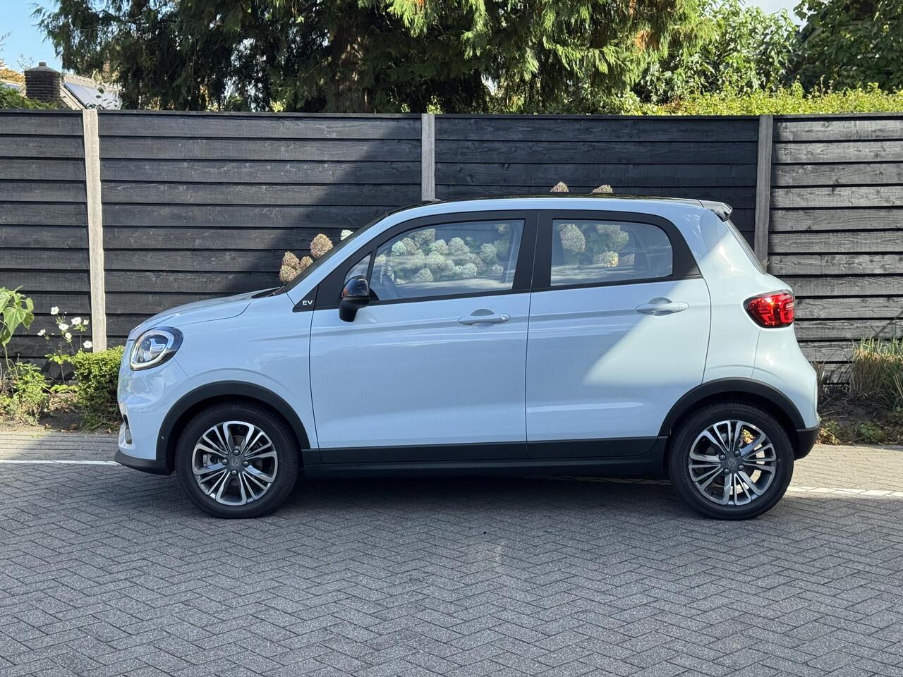 Leapmotor T03 Design 37.3 kWh 95PK Automaat Navigatie, Camera achter, Parkeerhulp achter, Audio, Keyless Start, Lichtmetalen velgen